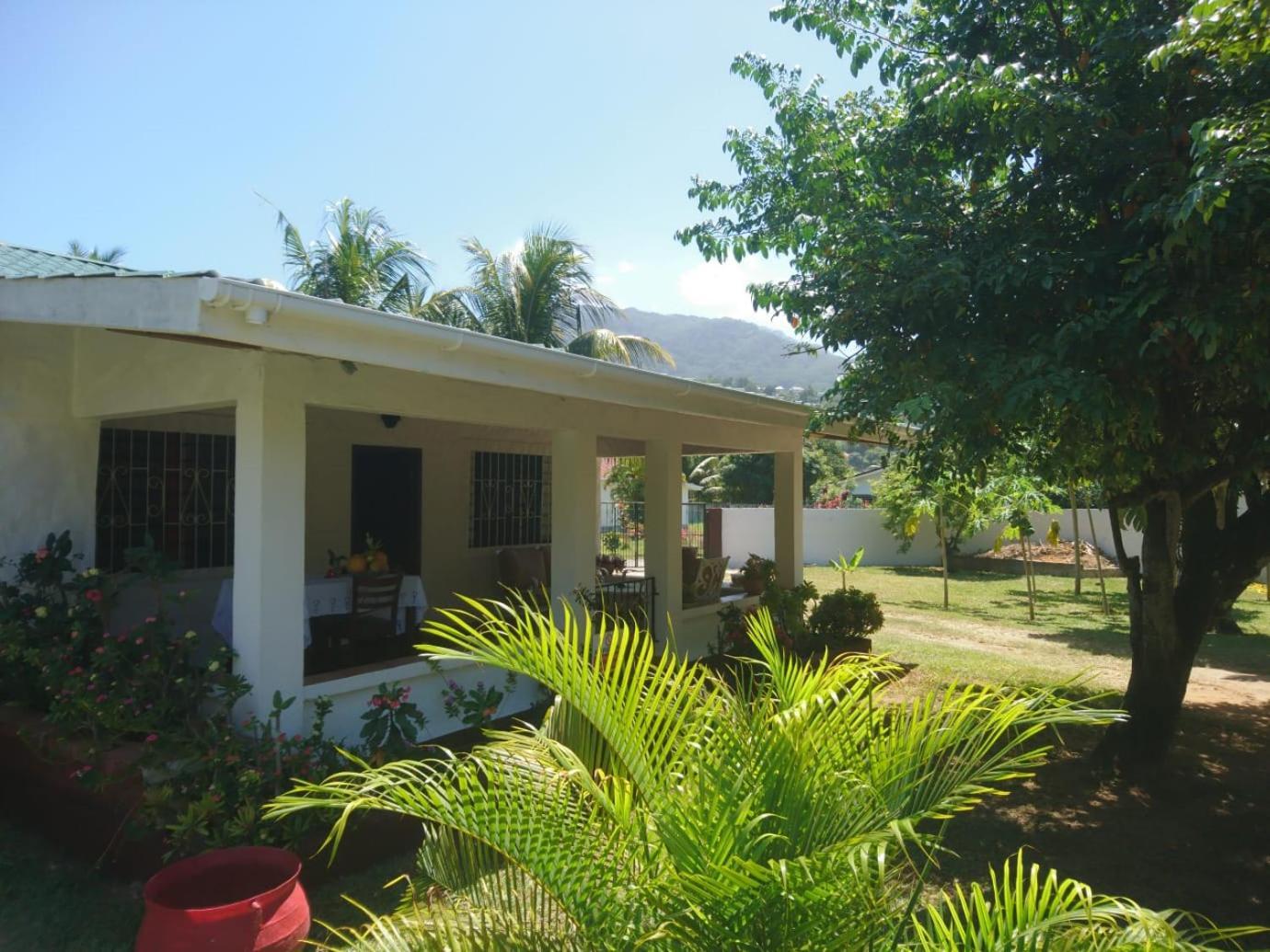 Hcs Bungalows Turtle Bay Rustic Bungalow Au Cap Zewnętrze zdjęcie
